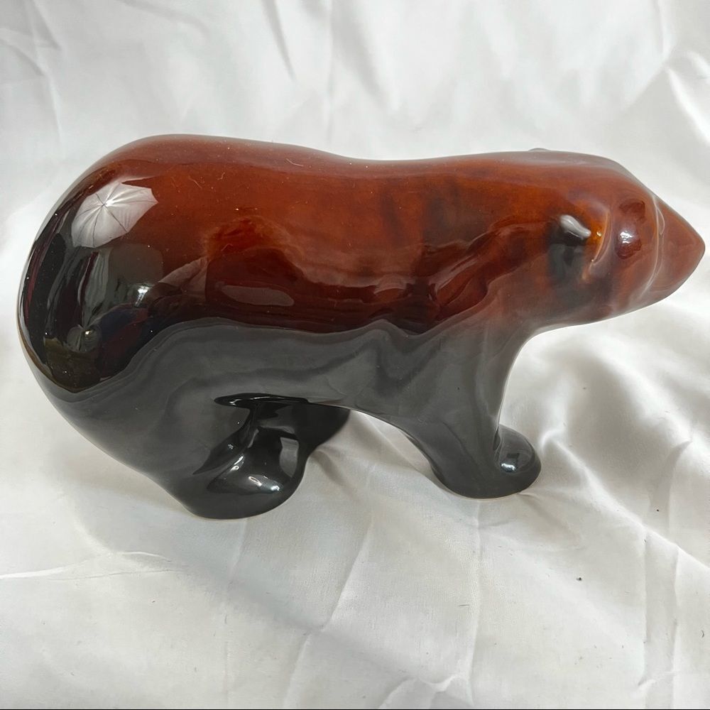 VINTAGE BIG BROWN PORCELAIN CERAMIC BEAR